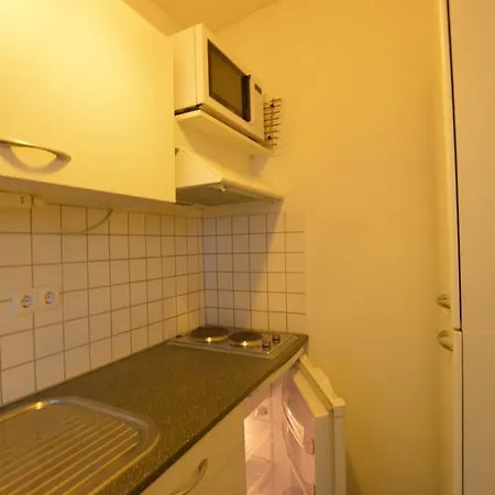 Studio Next To Canal Apartmán